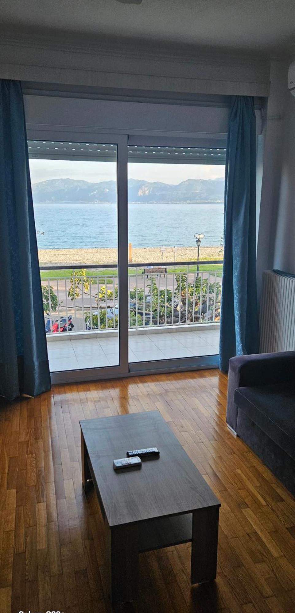 Nafpaktos Beach House Sea View Apartment First Floor Zewnętrze zdjęcie